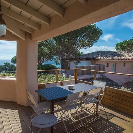 Santa Giulia - Le Village De L'hacienda דירה פורטו-וישיו